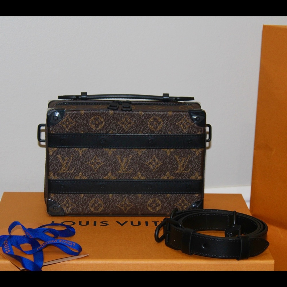 LOUIS VUITTON HANDLE SOFT TRUNK